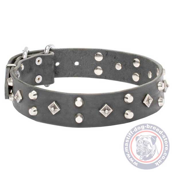 Adjustable black leather dog collar 