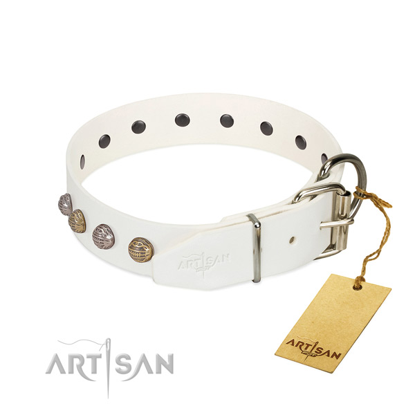 Easy wearing reliable full grain genuine leather dog collar