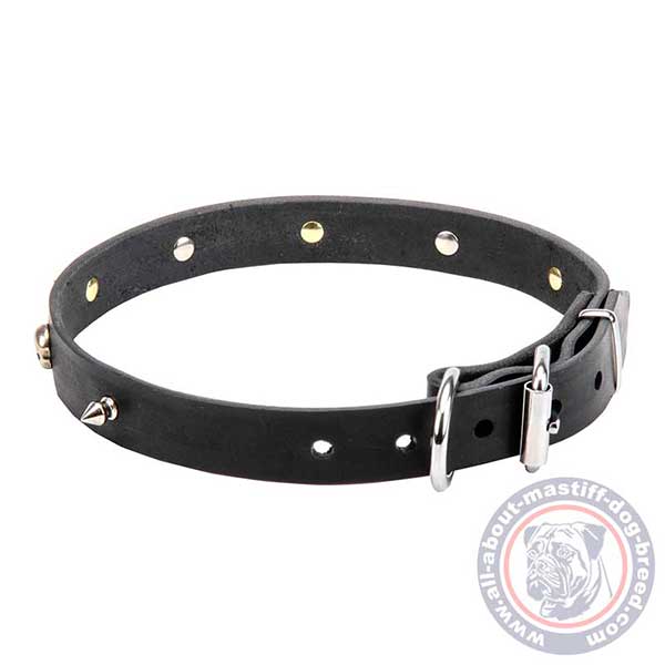 Gentle to skin leather dog collar
