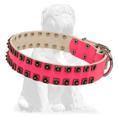 Supple collar made of genuine leather