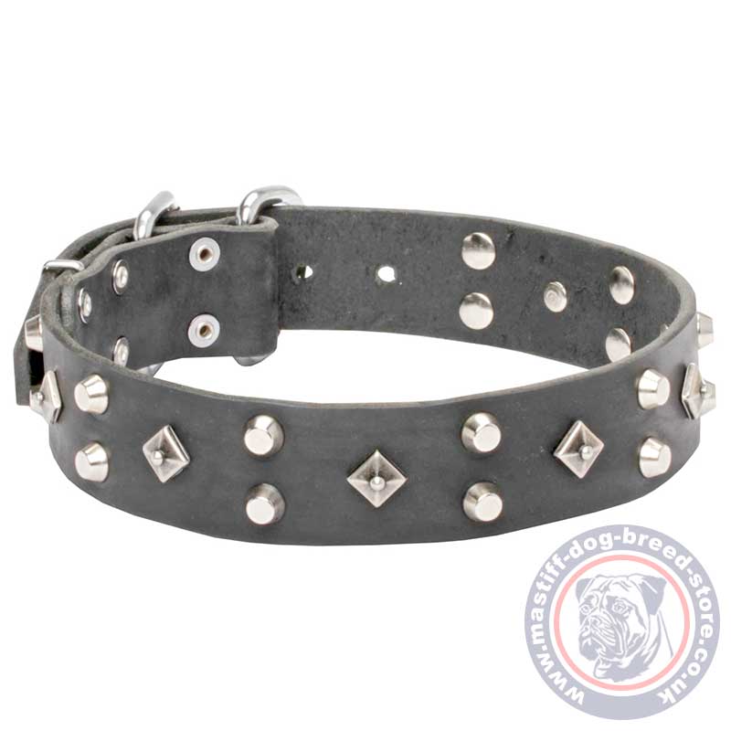 Mastiff Leather Dog Collar with Decorative Pyramids